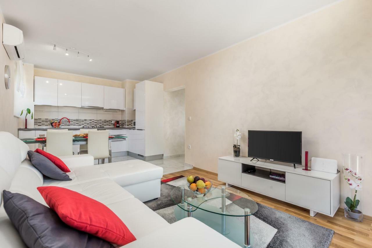 Orchidea Apartment Rijeka Exterior photo